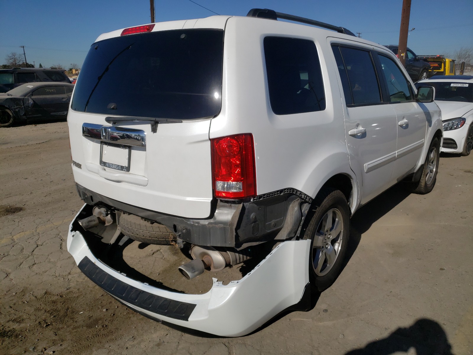 Photo 3 VIN: 5FNYF38459B001279 - HONDA PILOT EX 