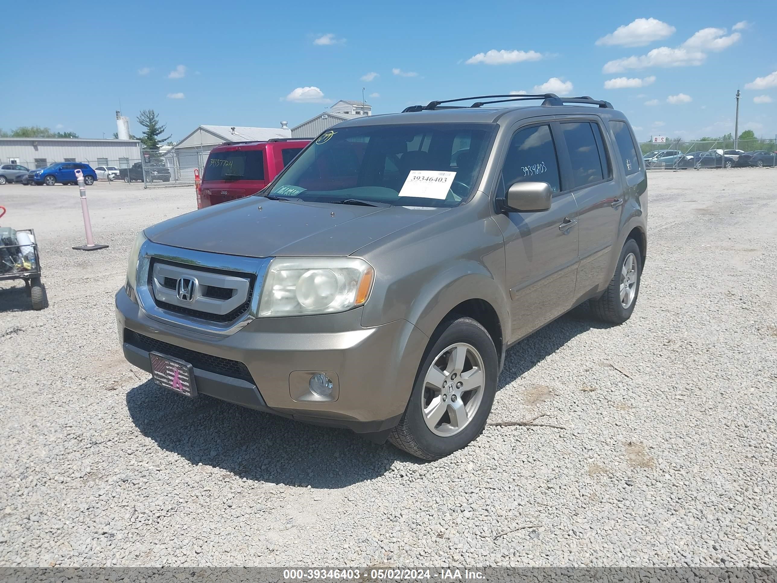 Photo 1 VIN: 5FNYF38599B027988 - HONDA PILOT 