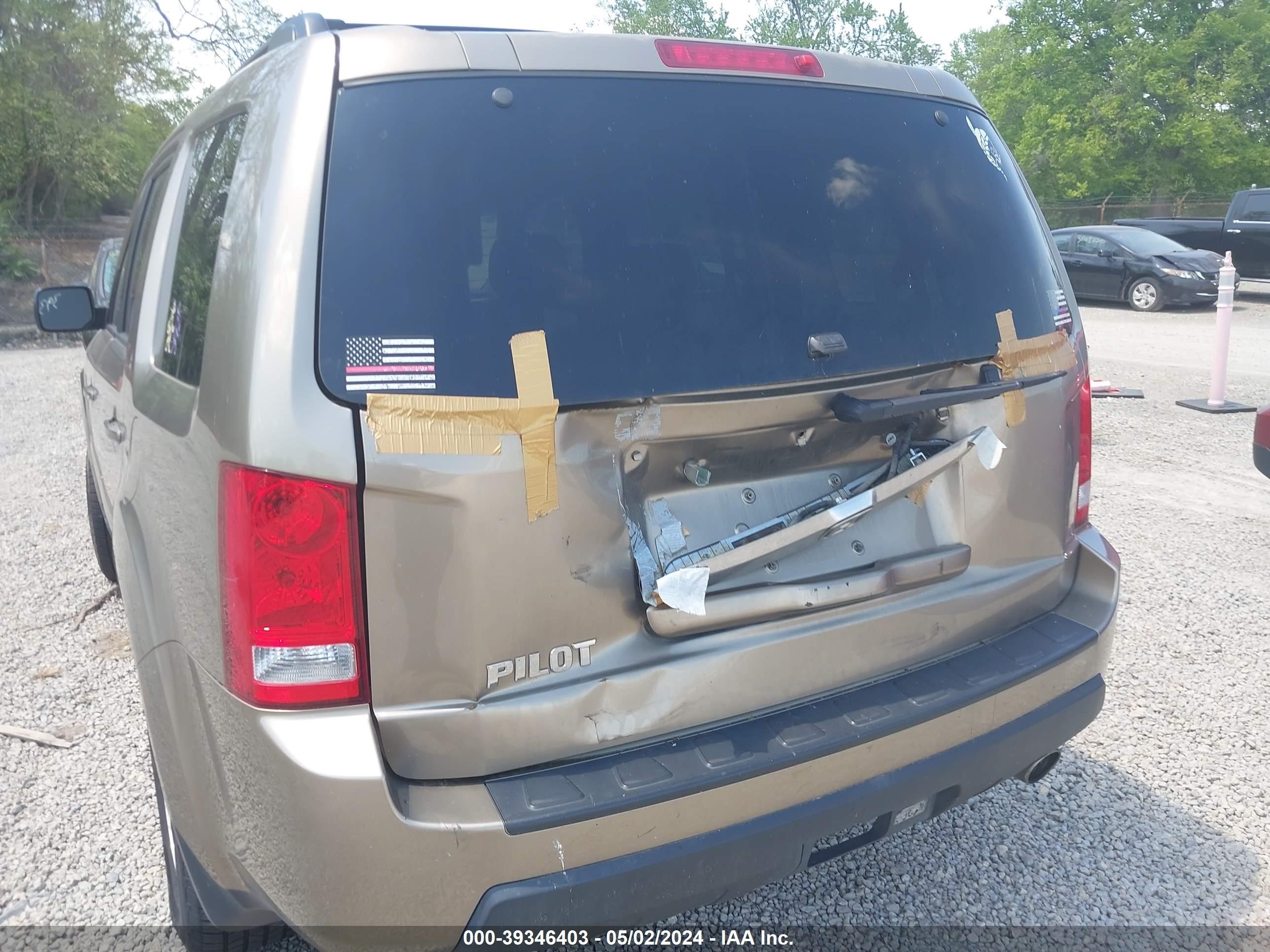 Photo 5 VIN: 5FNYF38599B027988 - HONDA PILOT 