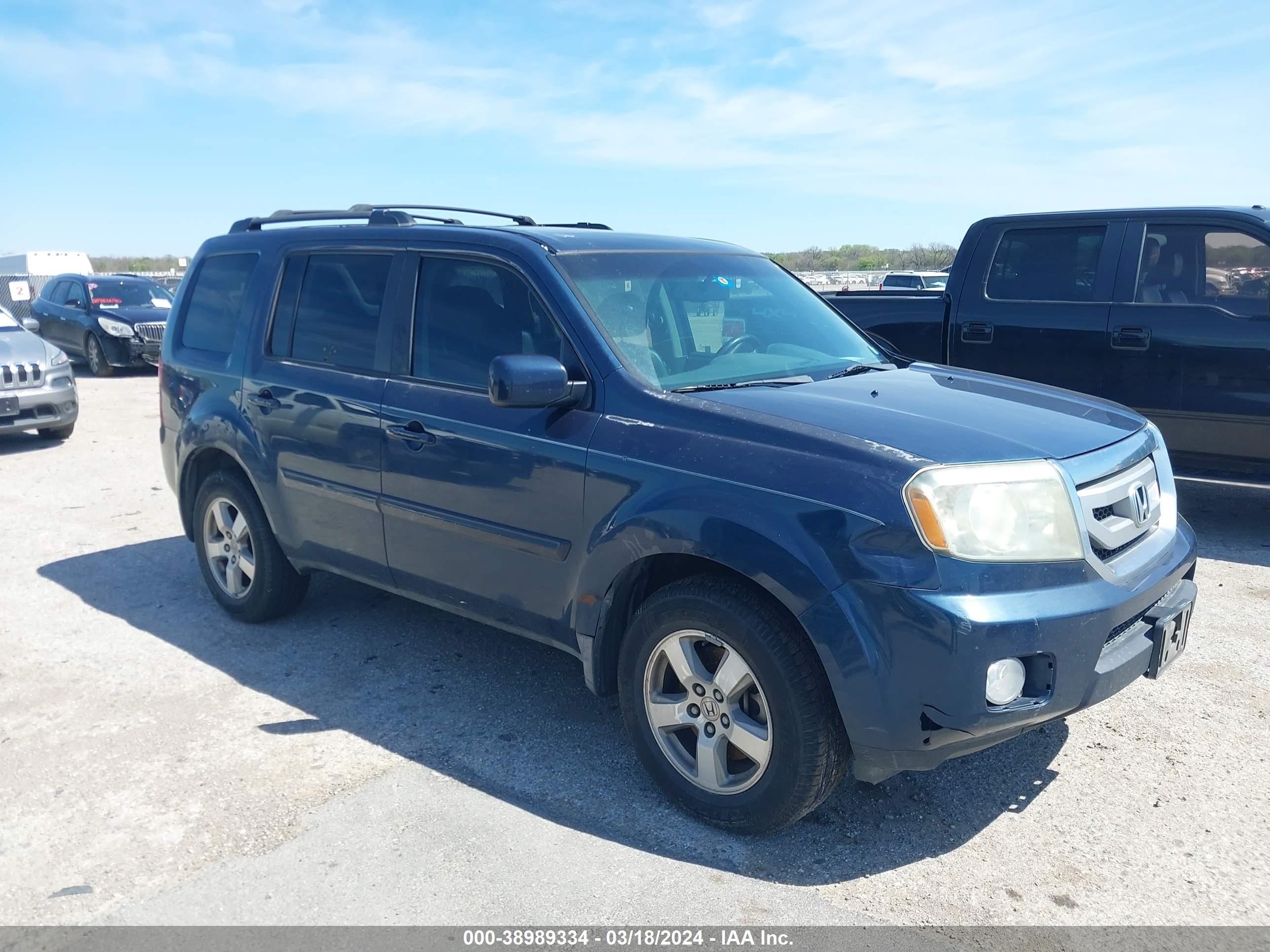 Photo 0 VIN: 5FNYF385X9B019382 - HONDA PILOT 