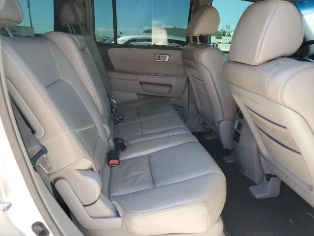 Photo 10 VIN: 5FNYF38609B005533 - HONDA PILOT 