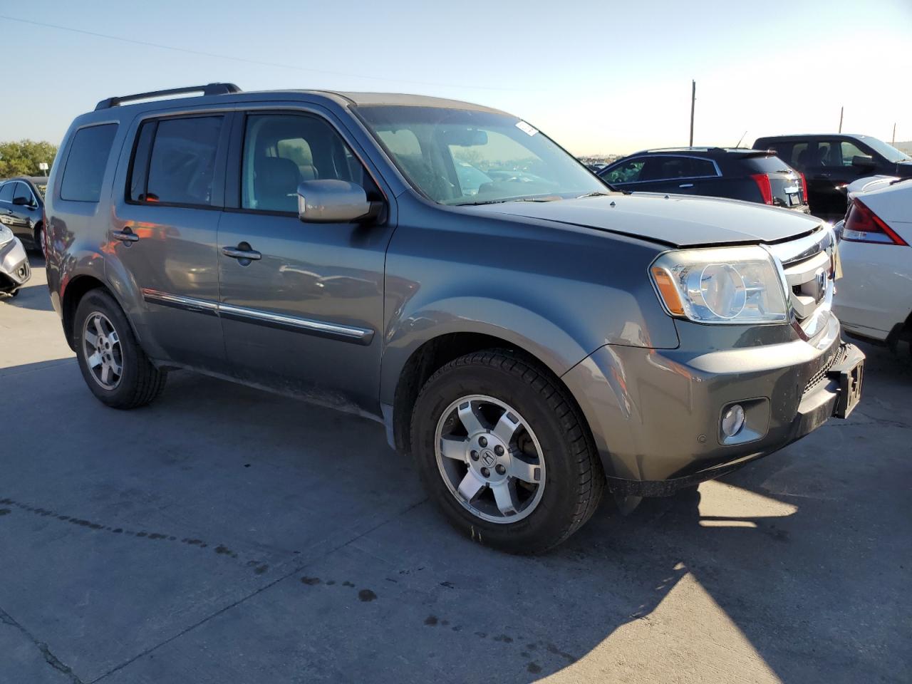 Photo 3 VIN: 5FNYF38819B007082 - HONDA PILOT 