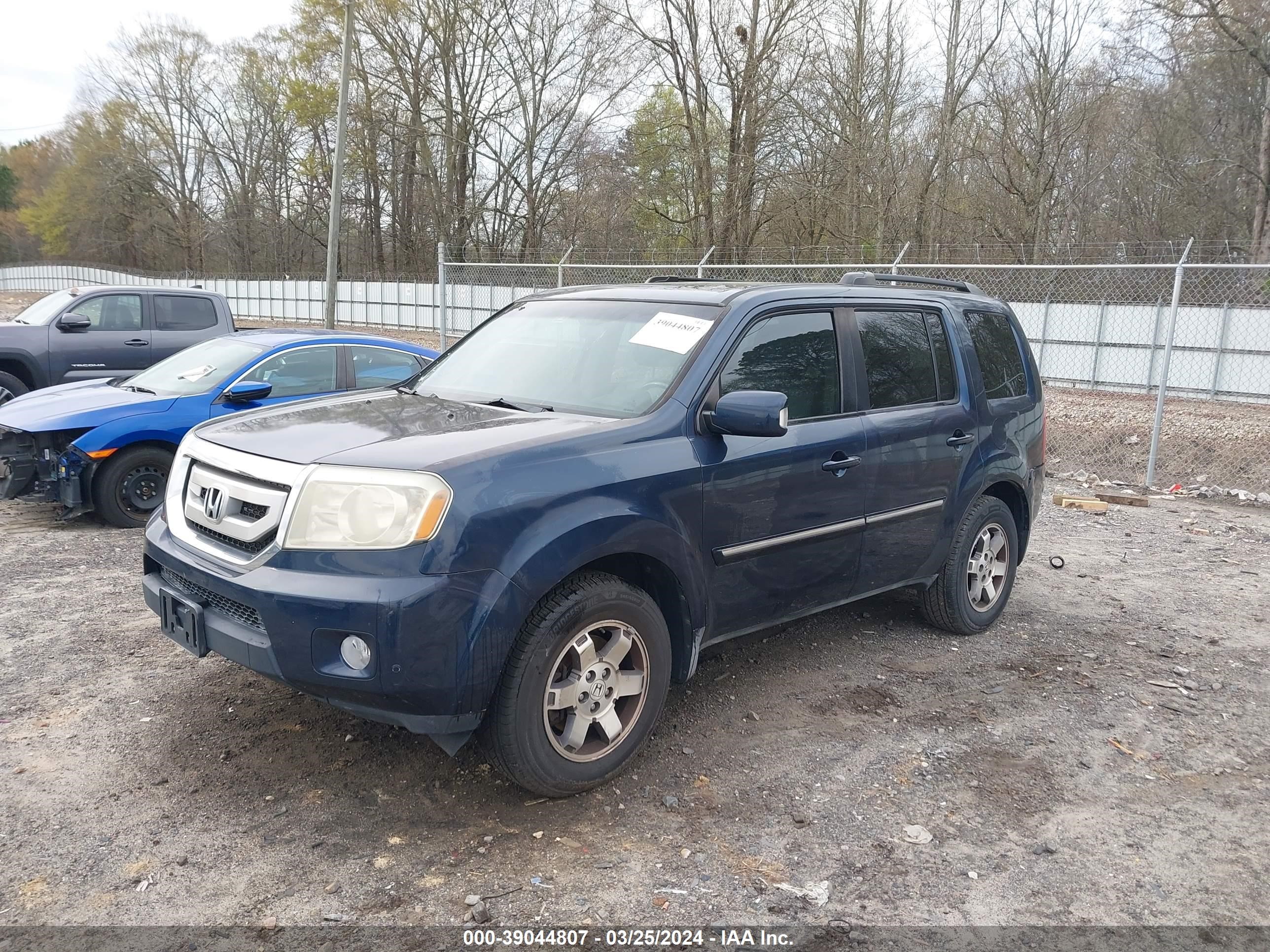 Photo 1 VIN: 5FNYF38839B026734 - HONDA PILOT 