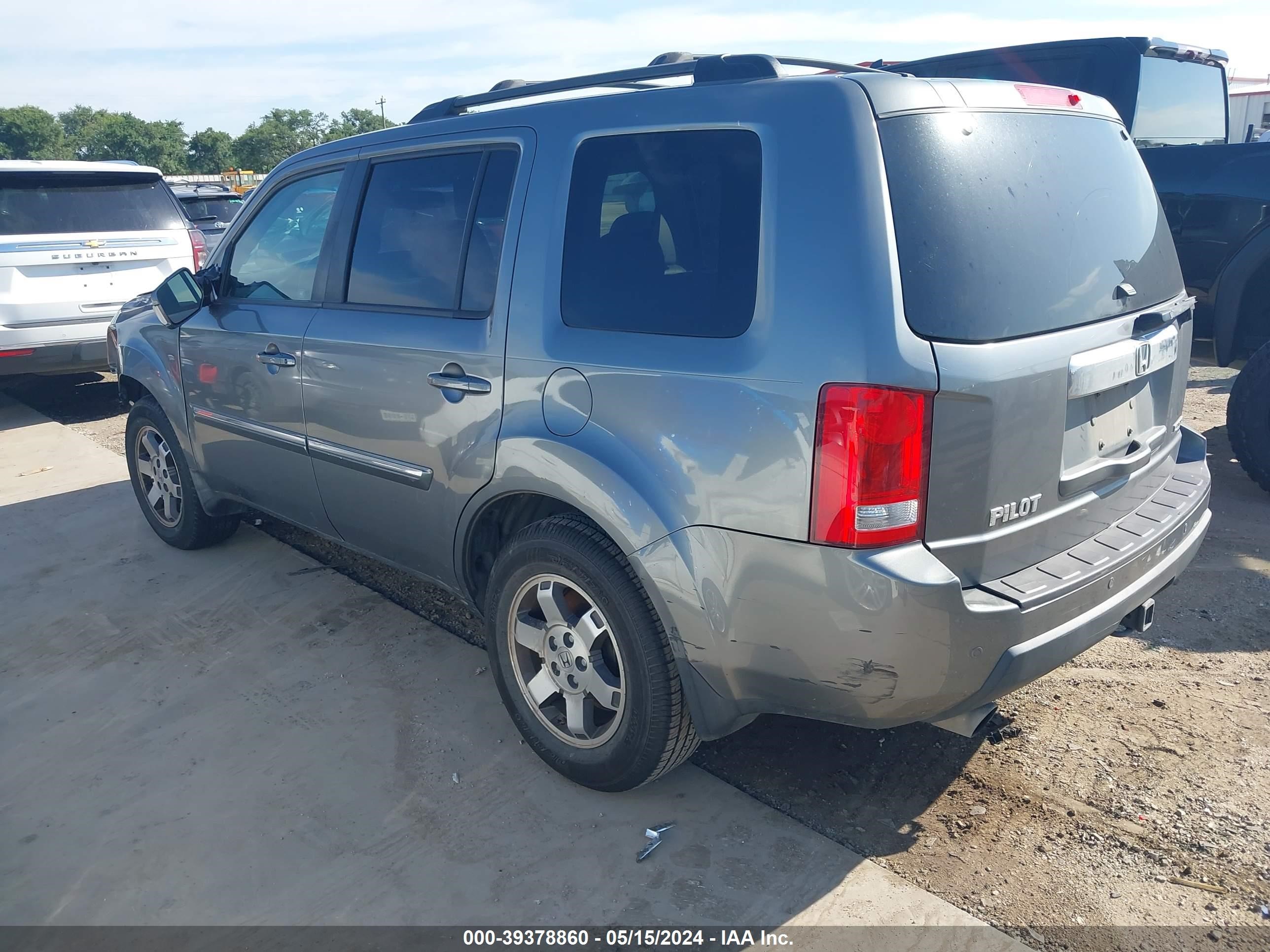 Photo 2 VIN: 5FNYF38859B003729 - HONDA PILOT 