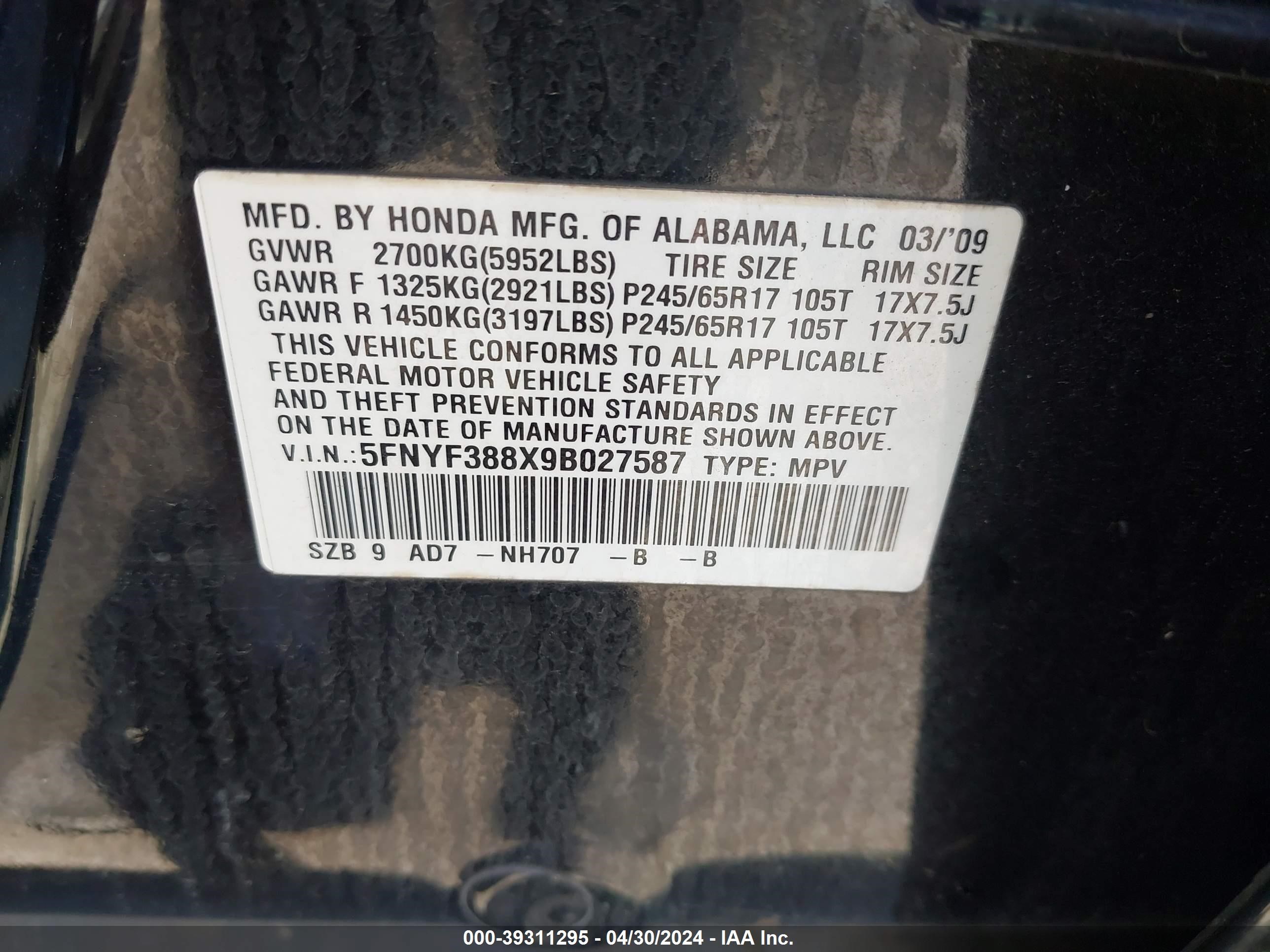 Photo 8 VIN: 5FNYF388X9B027587 - HONDA PILOT 