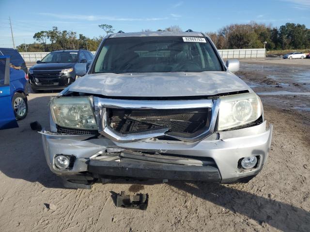 Photo 4 VIN: 5FNYF38929B004961 - HONDA PILOT 