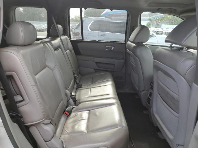 Photo 10 VIN: 5FNYF38949B007442 - HONDA PILOT TOUR 