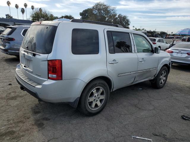 Photo 2 VIN: 5FNYF38949B007442 - HONDA PILOT TOUR 