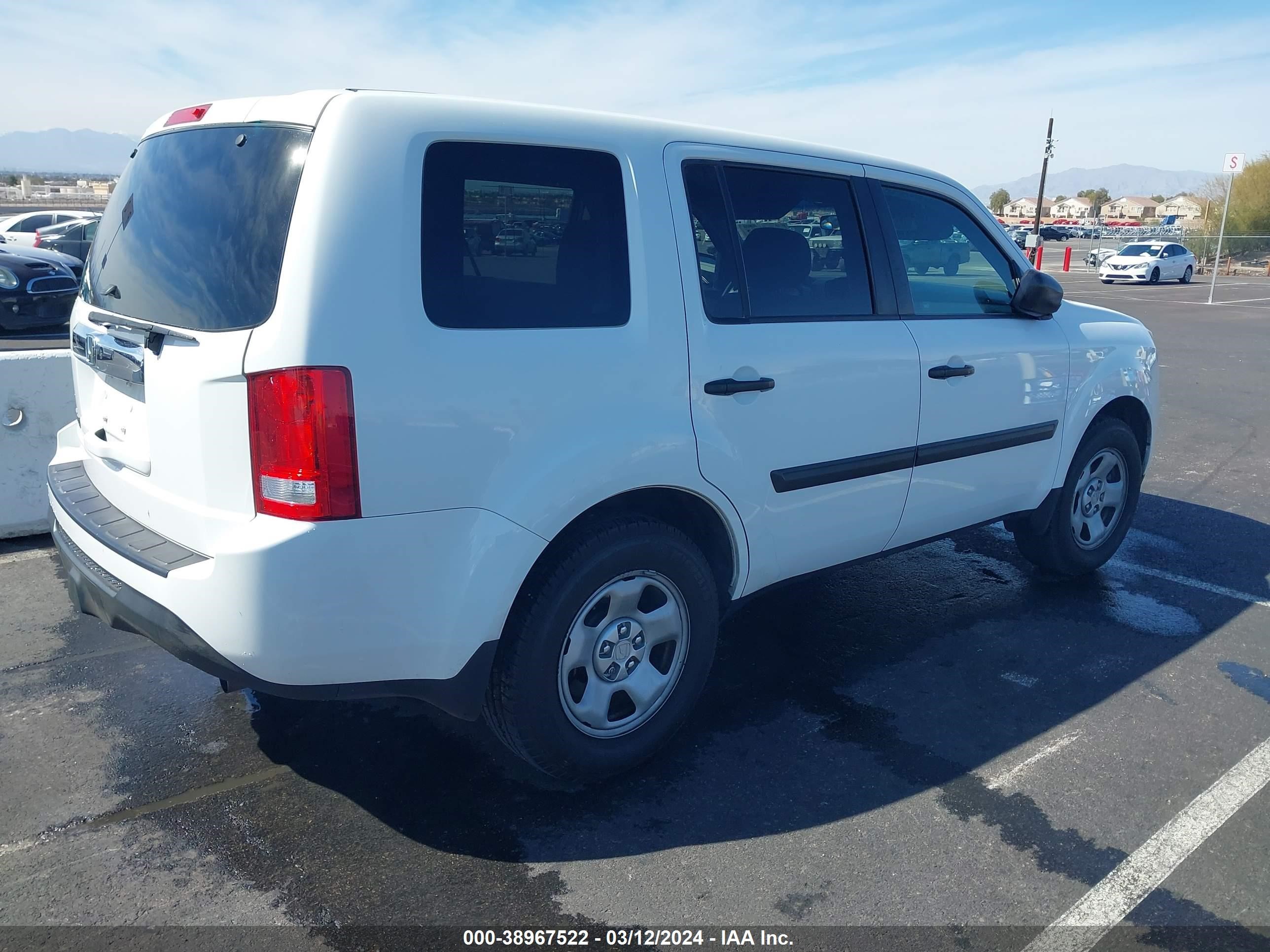 Photo 3 VIN: 5FNYF3H20CB017623 - HONDA PILOT 