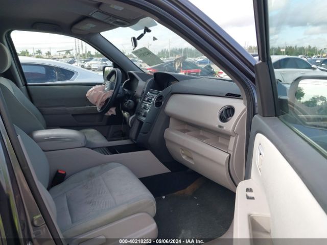 Photo 4 VIN: 5FNYF3H20FB021658 - HONDA PILOT 