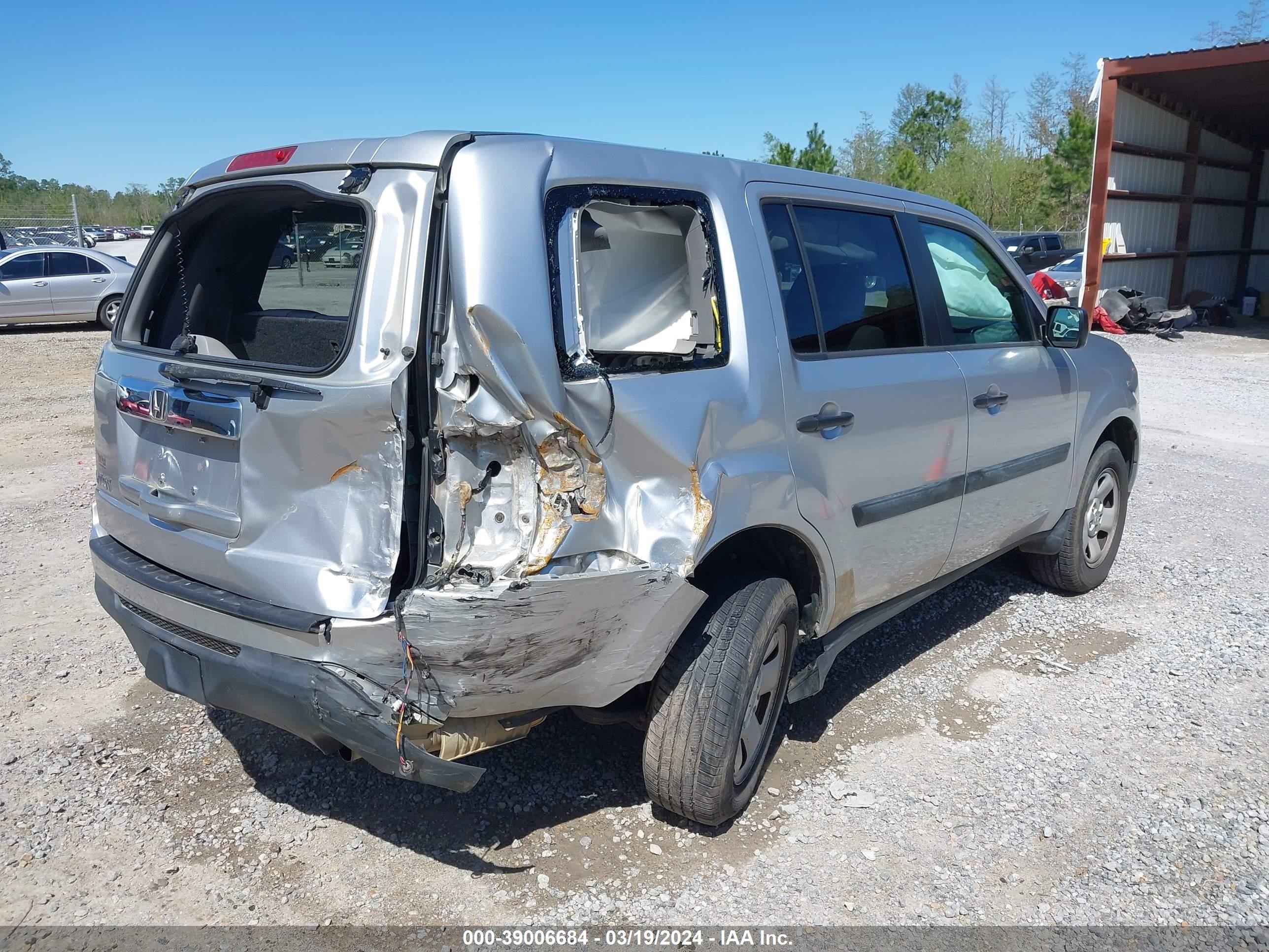 Photo 3 VIN: 5FNYF3H21DB044881 - HONDA PILOT 