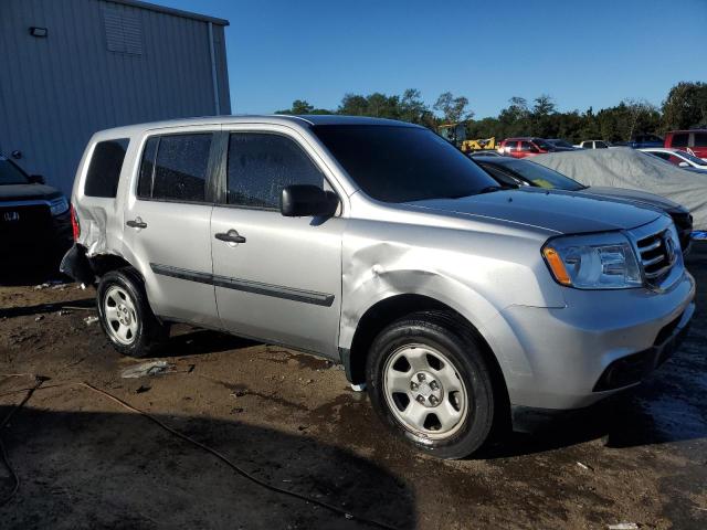 Photo 3 VIN: 5FNYF3H22FB020902 - HONDA PILOT 