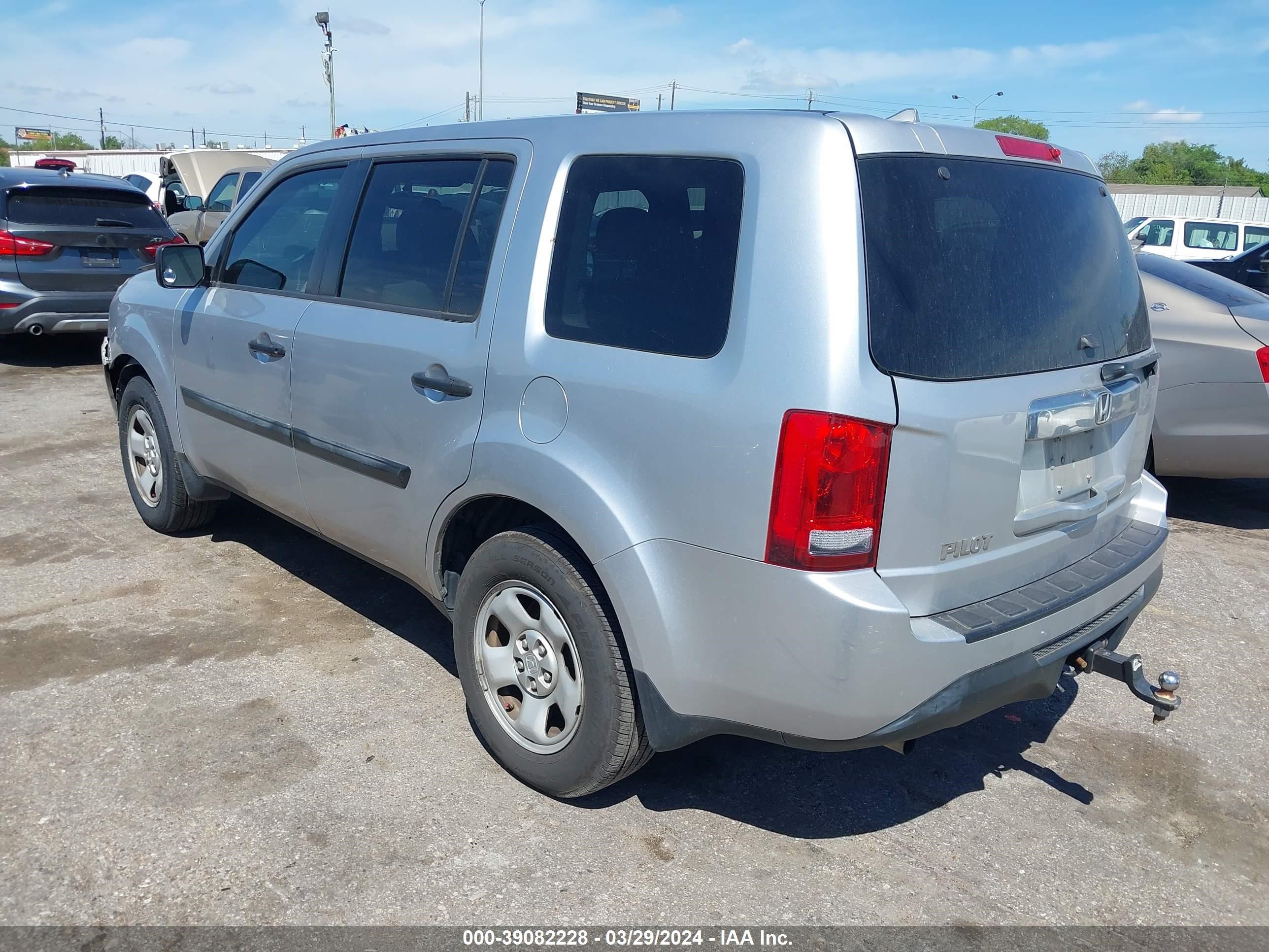 Photo 2 VIN: 5FNYF3H23DB025927 - HONDA PILOT 