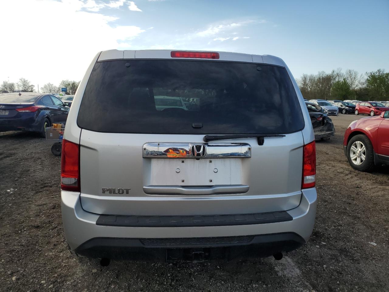 Photo 5 VIN: 5FNYF3H23DB042209 - HONDA PILOT 