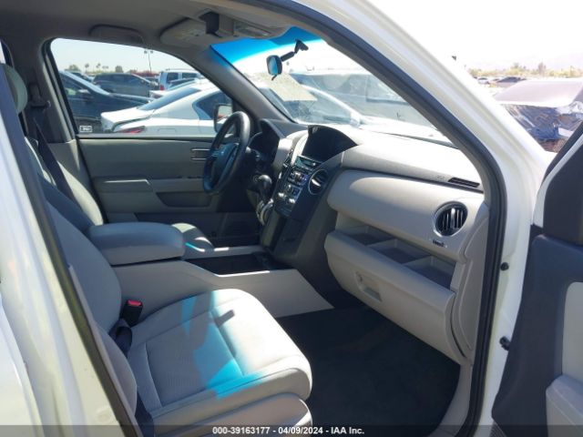 Photo 4 VIN: 5FNYF3H23EB005842 - HONDA PILOT 