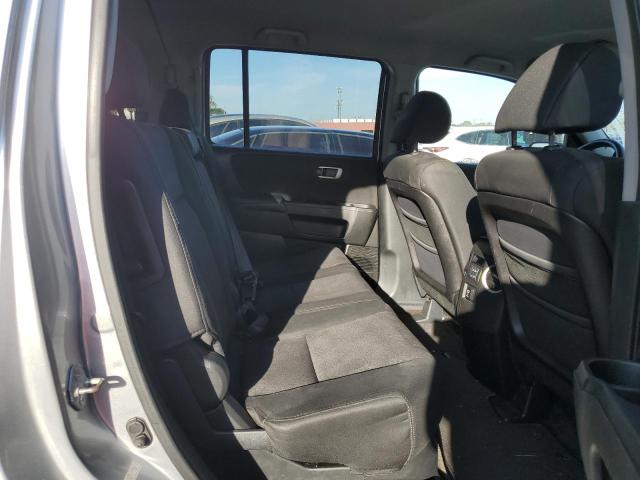 Photo 10 VIN: 5FNYF3H24AB017752 - HONDA PILOT LX 