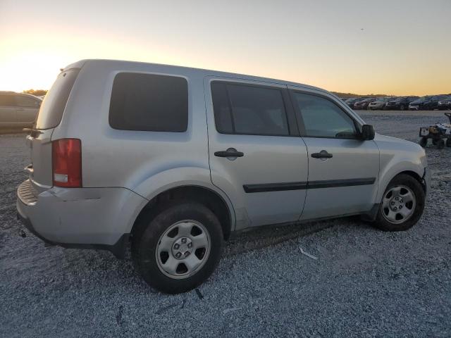 Photo 2 VIN: 5FNYF3H24BB018059 - HONDA PILOT LX 