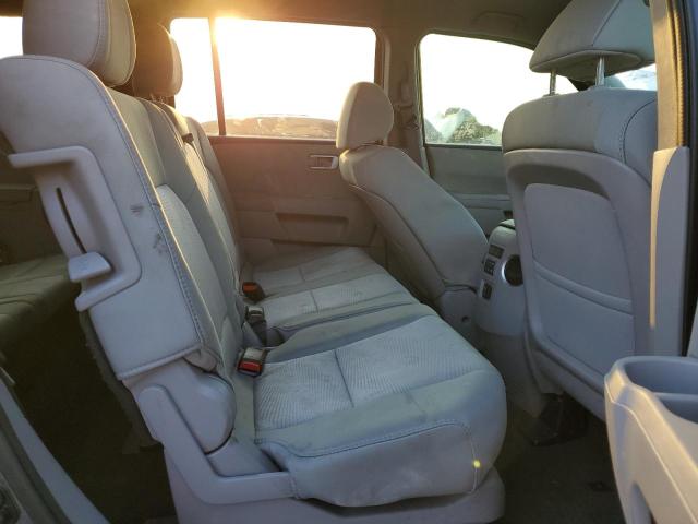 Photo 10 VIN: 5FNYF3H24FB003857 - HONDA PILOT LX 