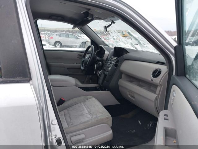 Photo 4 VIN: 5FNYF3H24FB028497 - HONDA PILOT 