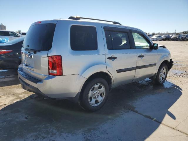 Photo 2 VIN: 5FNYF3H25DB007476 - HONDA PILOT LX 