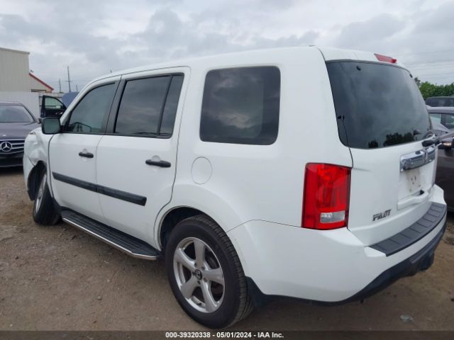 Photo 2 VIN: 5FNYF3H25FB020117 - HONDA PILOT 