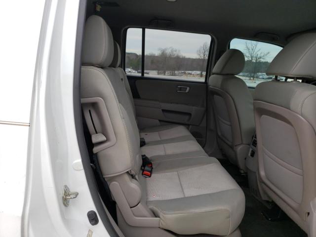 Photo 5 VIN: 5FNYF3H26FB020868 - HONDA PILOT LX 