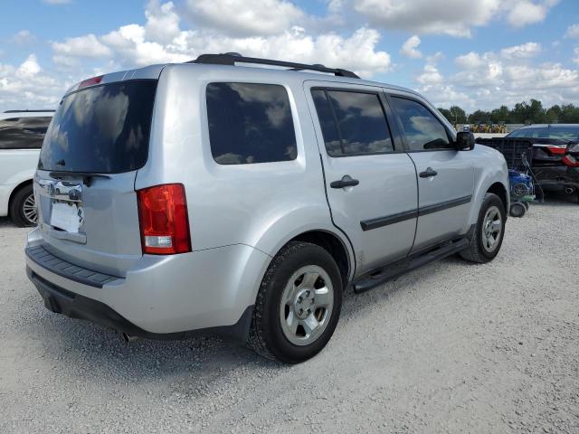 Photo 2 VIN: 5FNYF3H28CB012377 - HONDA PILOT LX 