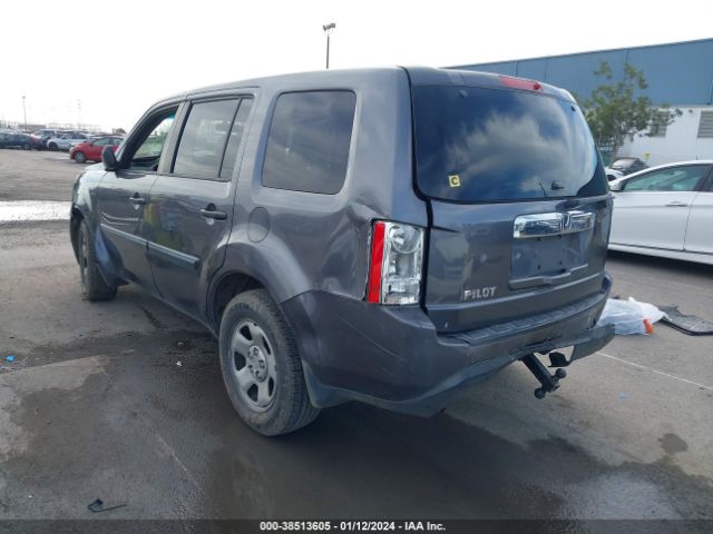 Photo 2 VIN: 5FNYF3H28FB017972 - HONDA PILOT 