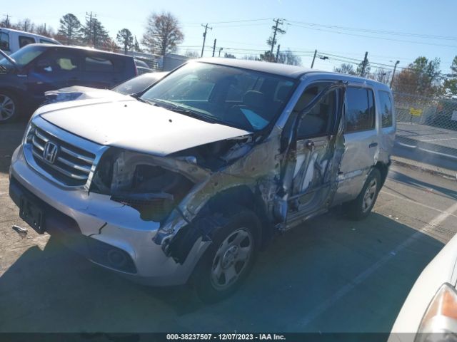 Photo 1 VIN: 5FNYF3H28FB033282 - HONDA PILOT 