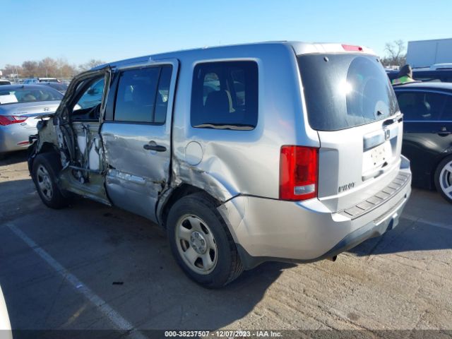 Photo 2 VIN: 5FNYF3H28FB033282 - HONDA PILOT 