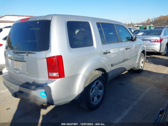 Photo 3 VIN: 5FNYF3H28FB033282 - HONDA PILOT 