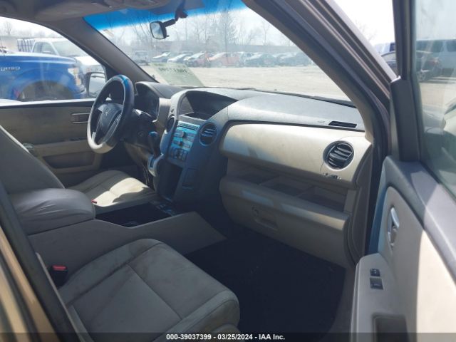 Photo 4 VIN: 5FNYF3H29BB034290 - HONDA PILOT 