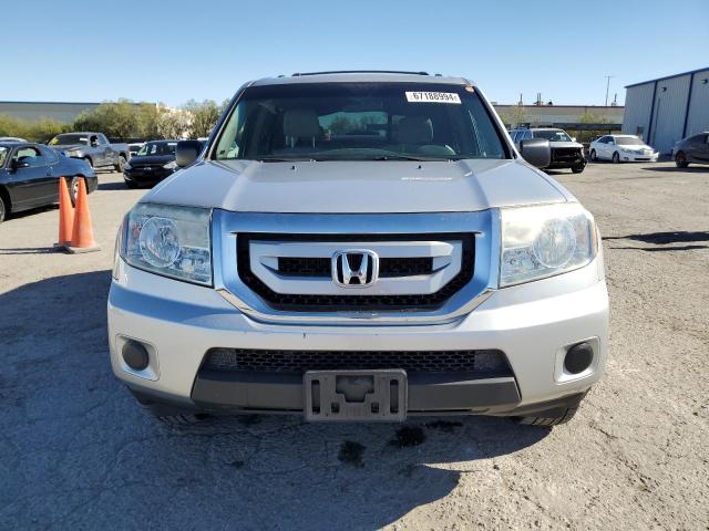 Photo 4 VIN: 5FNYF3H2XBB026702 - HONDA PILOT LX 