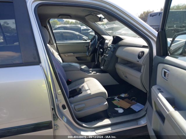 Photo 4 VIN: 5FNYF3H2XFB008965 - HONDA PILOT 