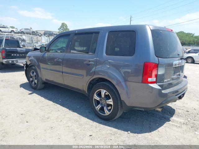 Photo 2 VIN: 5FNYF3H30FB032118 - HONDA PILOT 