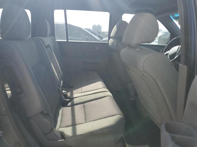 Photo 10 VIN: 5FNYF3H31FB034136 - HONDA PILOT SE 