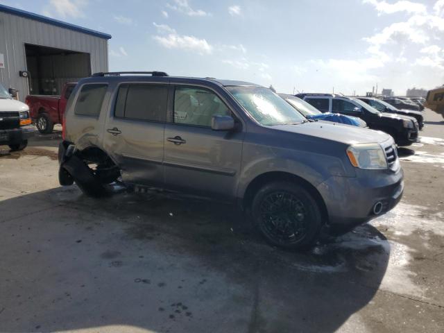 Photo 3 VIN: 5FNYF3H31FB034136 - HONDA PILOT SE 