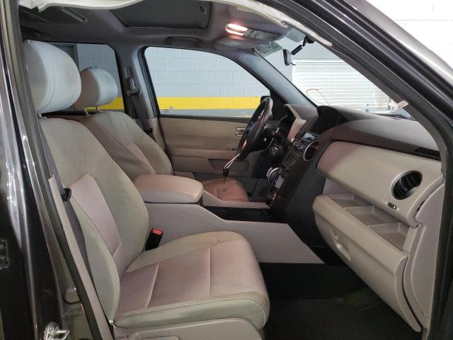 Photo 4 VIN: 5FNYF3H34FB004841 - HONDA PILOT SE 