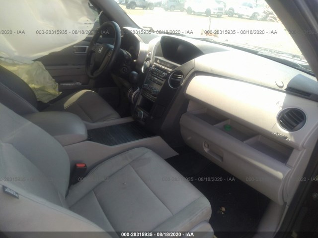 Photo 4 VIN: 5FNYF3H34FB013555 - HONDA PILOT 