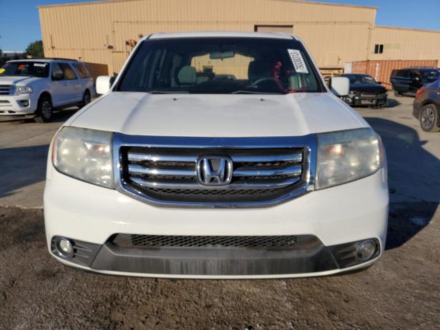 Photo 4 VIN: 5FNYF3H36FB007806 - HONDA PILOT 