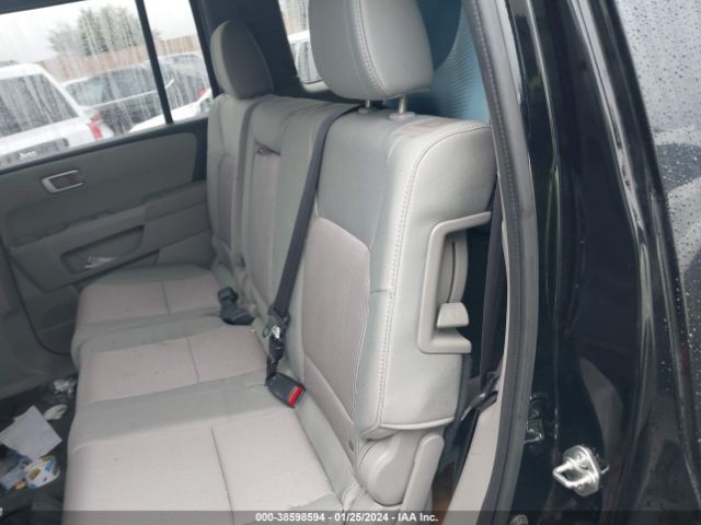 Photo 7 VIN: 5FNYF3H36FB032768 - HONDA PILOT 