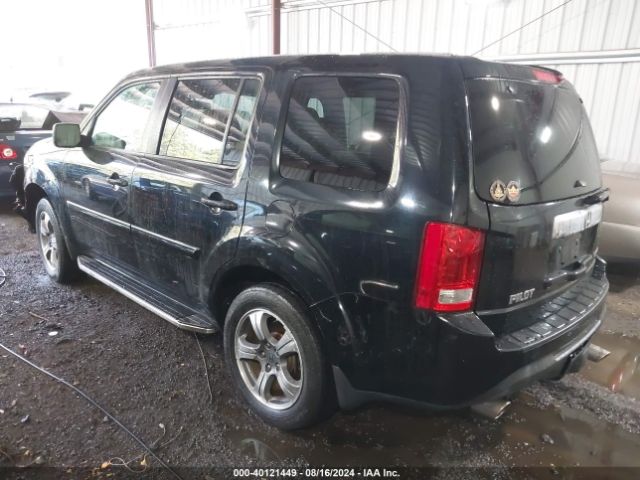 Photo 2 VIN: 5FNYF3H37FB033766 - HONDA PILOT 