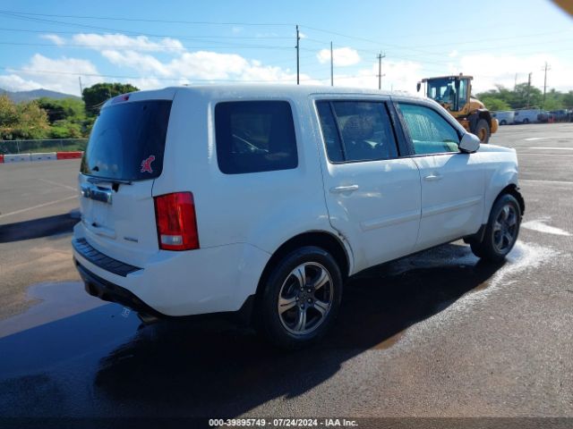 Photo 3 VIN: 5FNYF3H39FB031131 - HONDA PILOT 