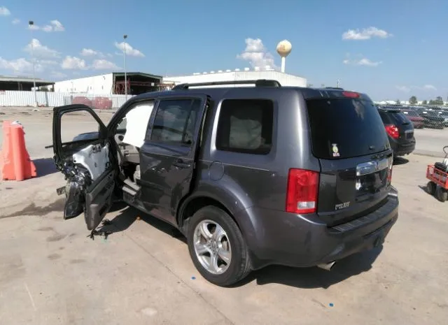 Photo 2 VIN: 5FNYF3H40FB009110 - HONDA PILOT 