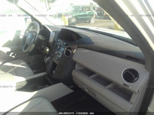 Photo 4 VIN: 5FNYF3H40FB021046 - HONDA PILOT 