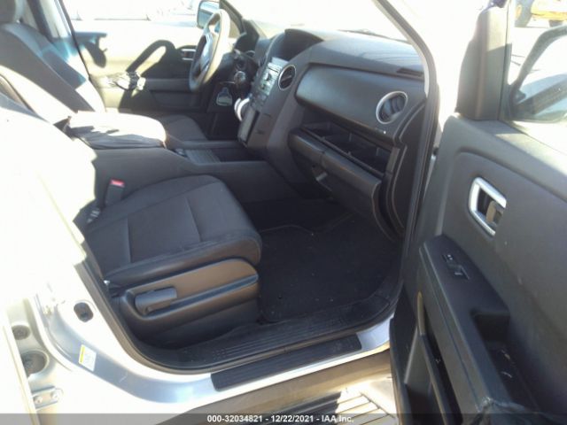 Photo 4 VIN: 5FNYF3H41AB017564 - HONDA PILOT 