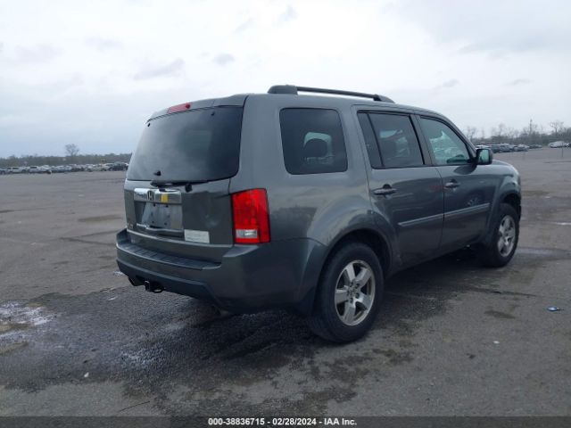 Photo 3 VIN: 5FNYF3H43BB031452 - HONDA PILOT 