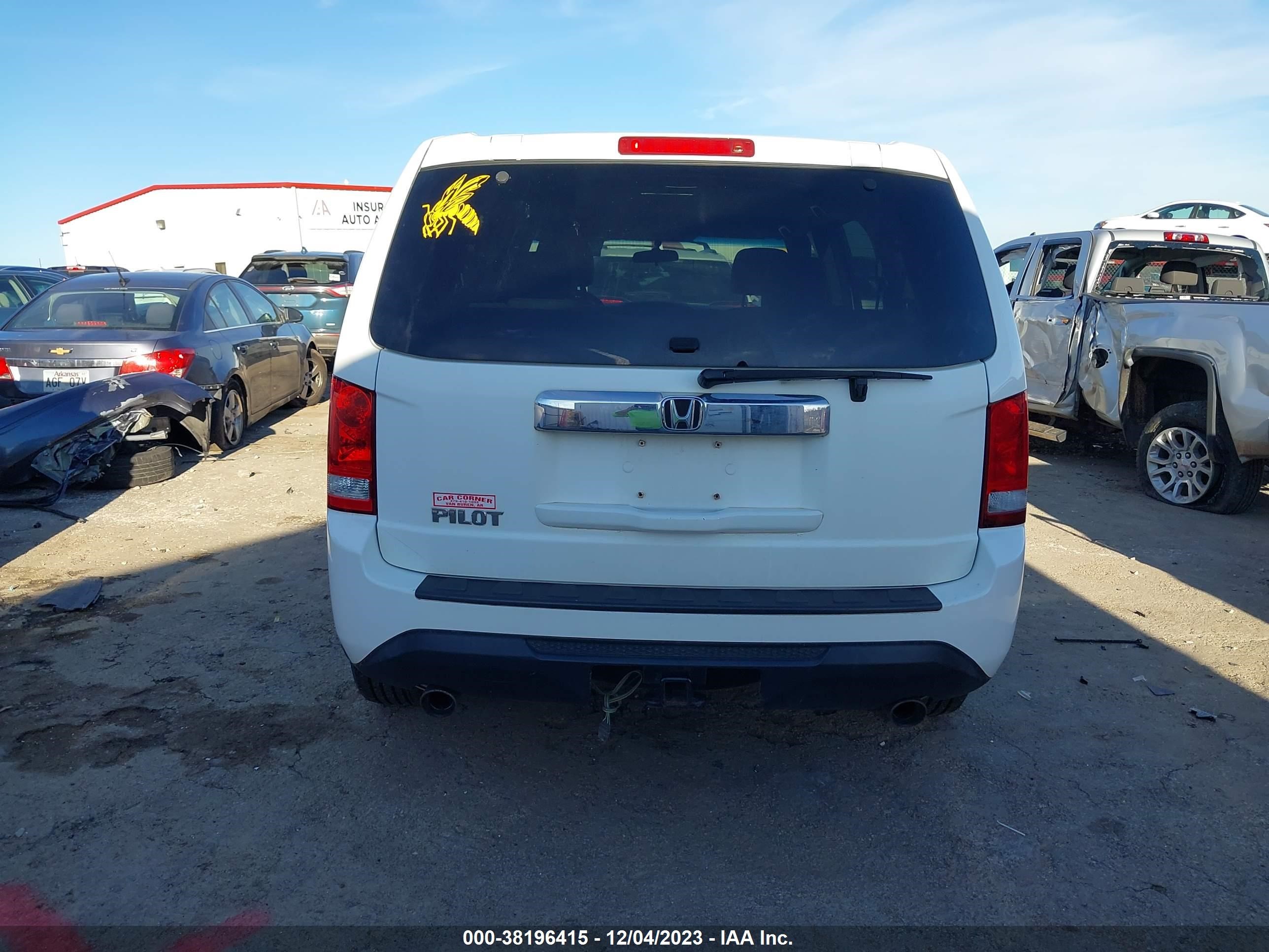 Photo 15 VIN: 5FNYF3H43CB025300 - HONDA PILOT 