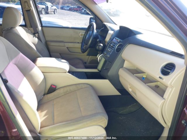 Photo 4 VIN: 5FNYF3H43FB008615 - HONDA PILOT 