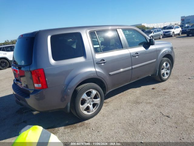 Photo 3 VIN: 5FNYF3H43FB021171 - HONDA PILOT 